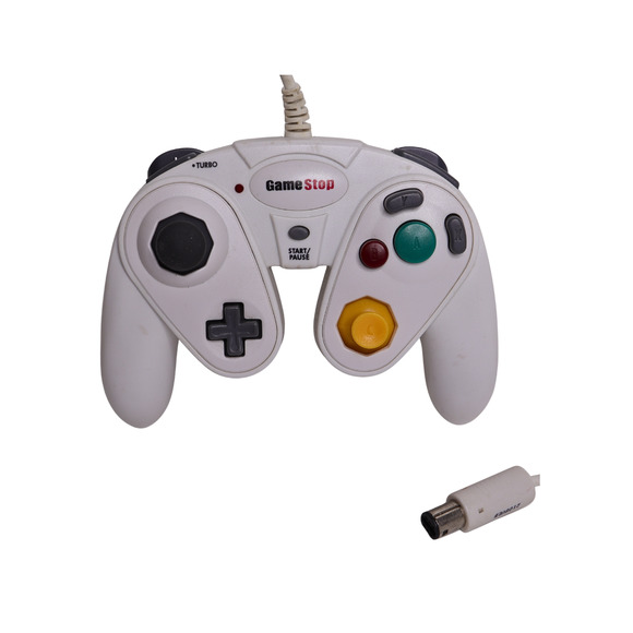 GameStop G3 Wired Controller For Nintendo GameCube And Wii - White - Picture 1 of 4